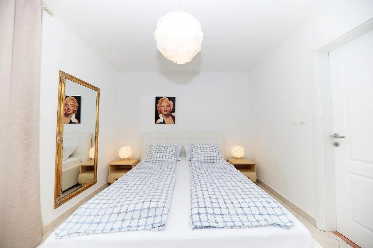 Villa Sonja Zára Apartman